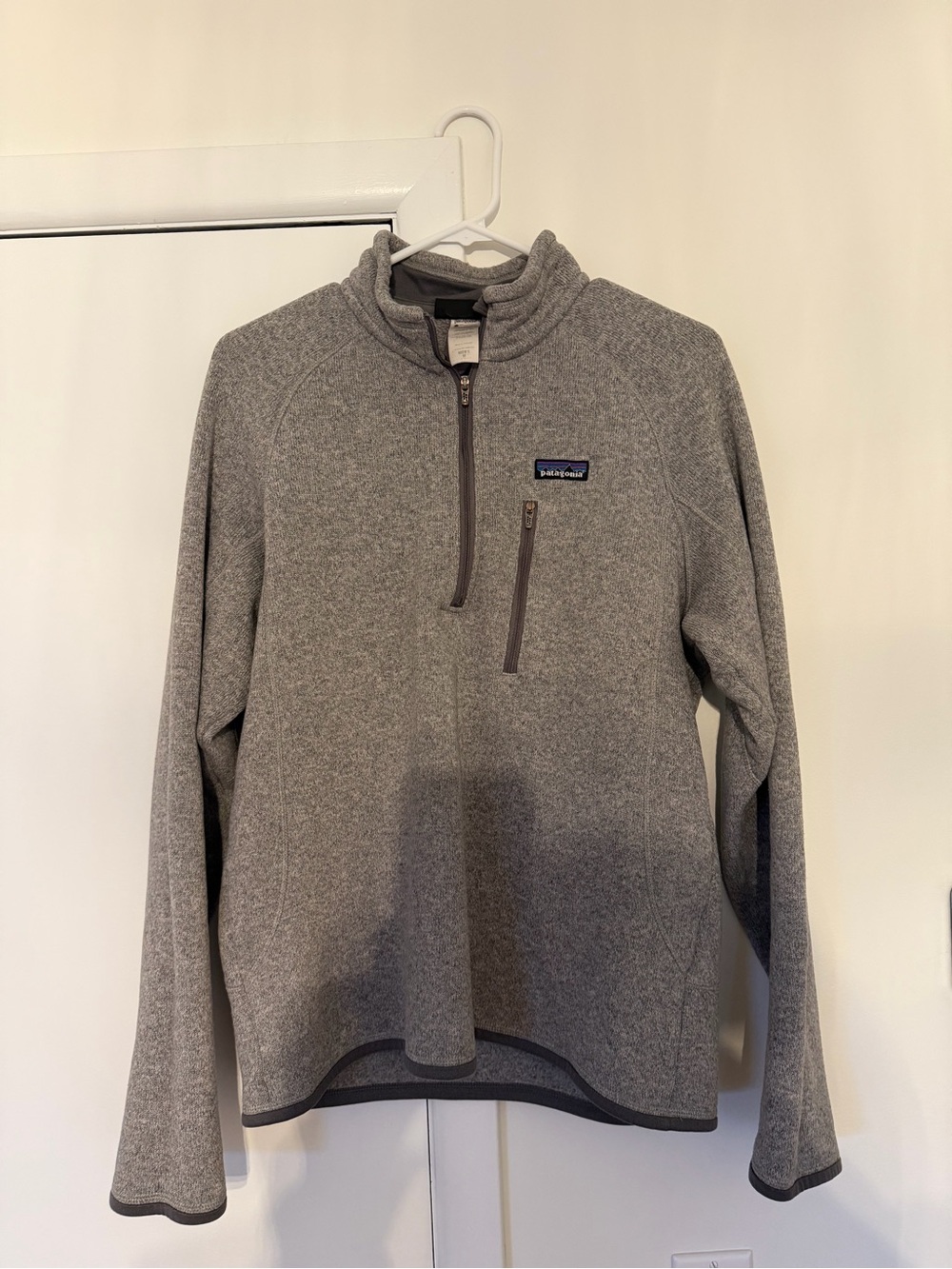 Patagonia Men’s Heather Gray Quarter-Zip Fleece Pullover